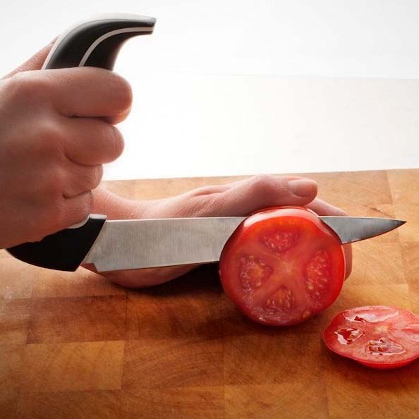 Ergonomisk køkkenkniv med anti-slip